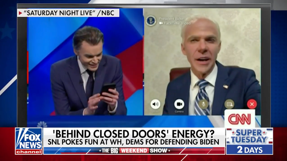 <div></noscript>Joey Jones argues SNL doesn't need to parody Biden White House because they do it themselves</div>